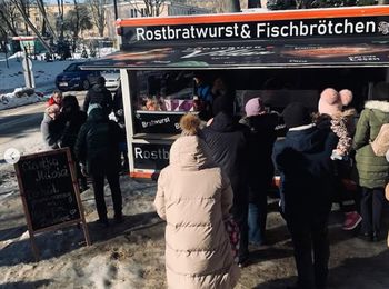 Franciszkanie z Olsztyna kupili food trucka. Tak świętują 100 urodziny parafii