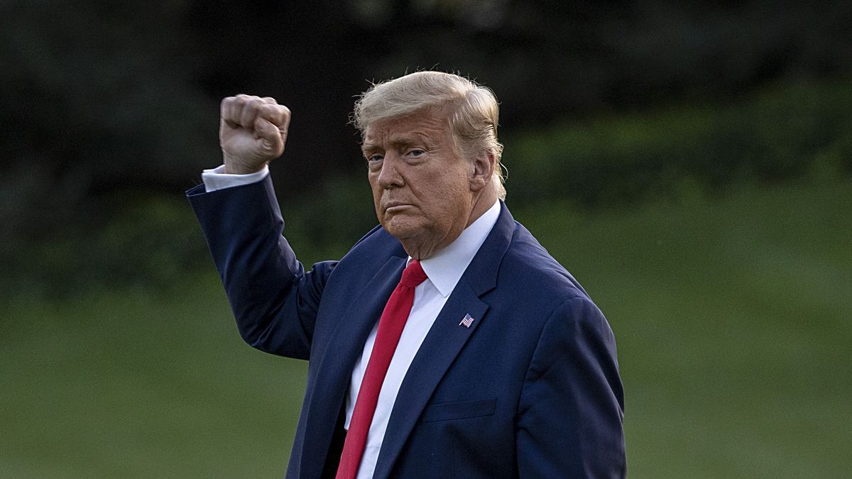 WASHINGTON, DC - OCTOBER 20: President Donald Trump walks on the south lawn of the White House on October 20, 2020 in Washington, DC. Trump is headed to a rally in Pennsylvania, first lady Melania Trump was to join him, but does not feel well and is  recovering from Covid-19, he last event was August's Republican National Convention speech at the White House. (Photo by Tasos Katopodis/Getty Images)