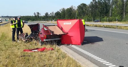 Koszmarny wypadek na S5. Wjechał maluchem pod prąd
