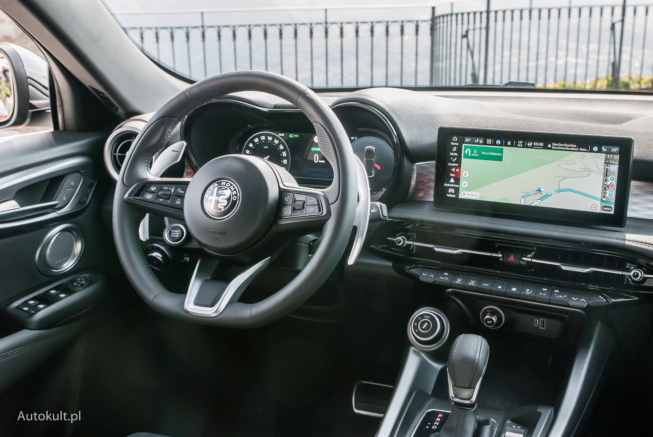 Alfa Romeo Tonale - wnętrze