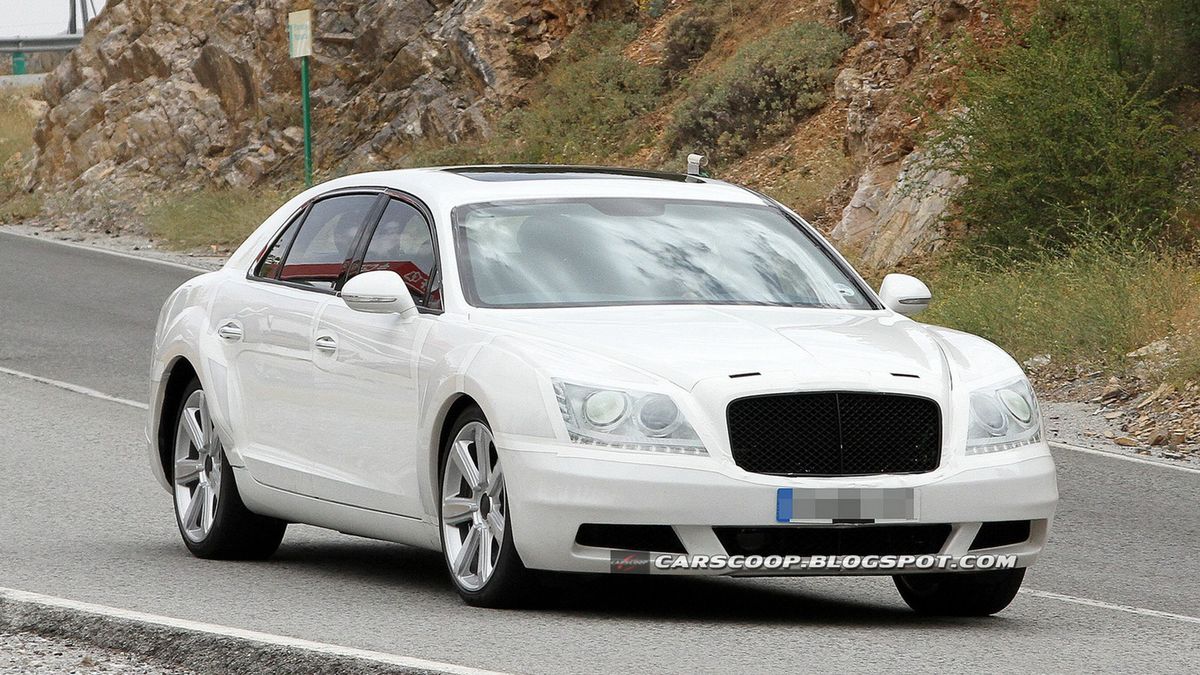 2014 Bentley Continental Flying Spur (fot. Car Pix)
