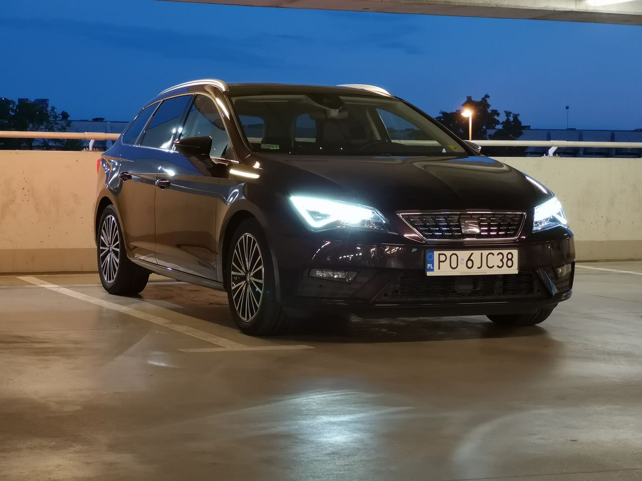 Seat Leon ST Xcellence: Wirtualny kokpit i system BeatsAudio w aucie za rozsądną cenę