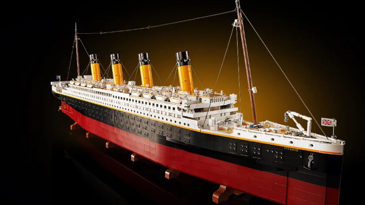 Gigantyczny Titanic z klocków Lego. To nowy największy zestaw na świecie 1