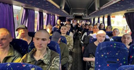 Wielkanocna wymiana jeńców. 277 ukraińskich żołnierzy wraca do domu