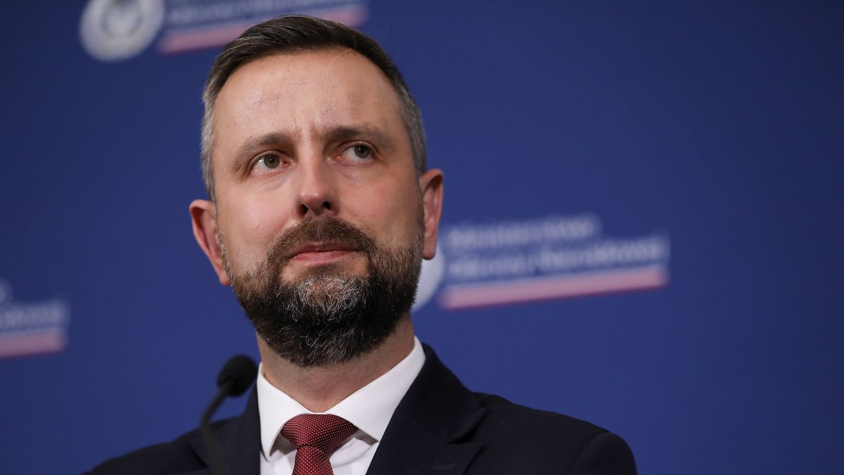 In Warsaw, Poland, on August 25, 2025, Wladyslaw Kosiniak-Kamysz, Deputy Prime Minister and Minister of National Defense, meets with Kam Ghaffarian, CEO of Axiom Space, at the Ministry of National Defense headquarters. (Photo by Klaudia Radecka/NurPhoto via Getty Images)