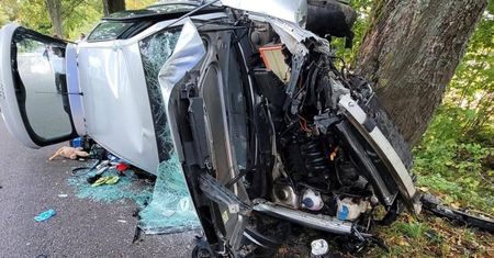 43-latka za kierownicą audi. Dramat na prostej drodze