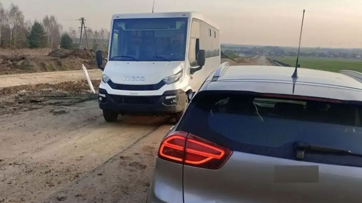 Pijany kierowca autobusu w rękach służb.