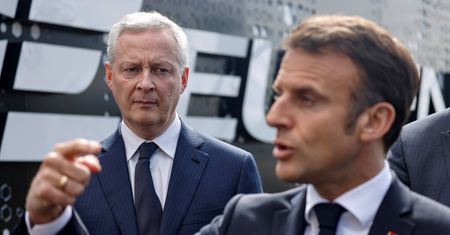Francja ma skrywany problem. "Wymaga ponownego dokręcenia śruby"
