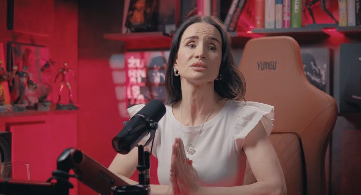 Viola Kołakowska podczas rozmowy 