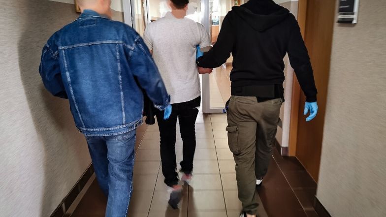Daniel Martyniuk trafił do aresztu za łamanie kwarantanny. Teraz broni go matka