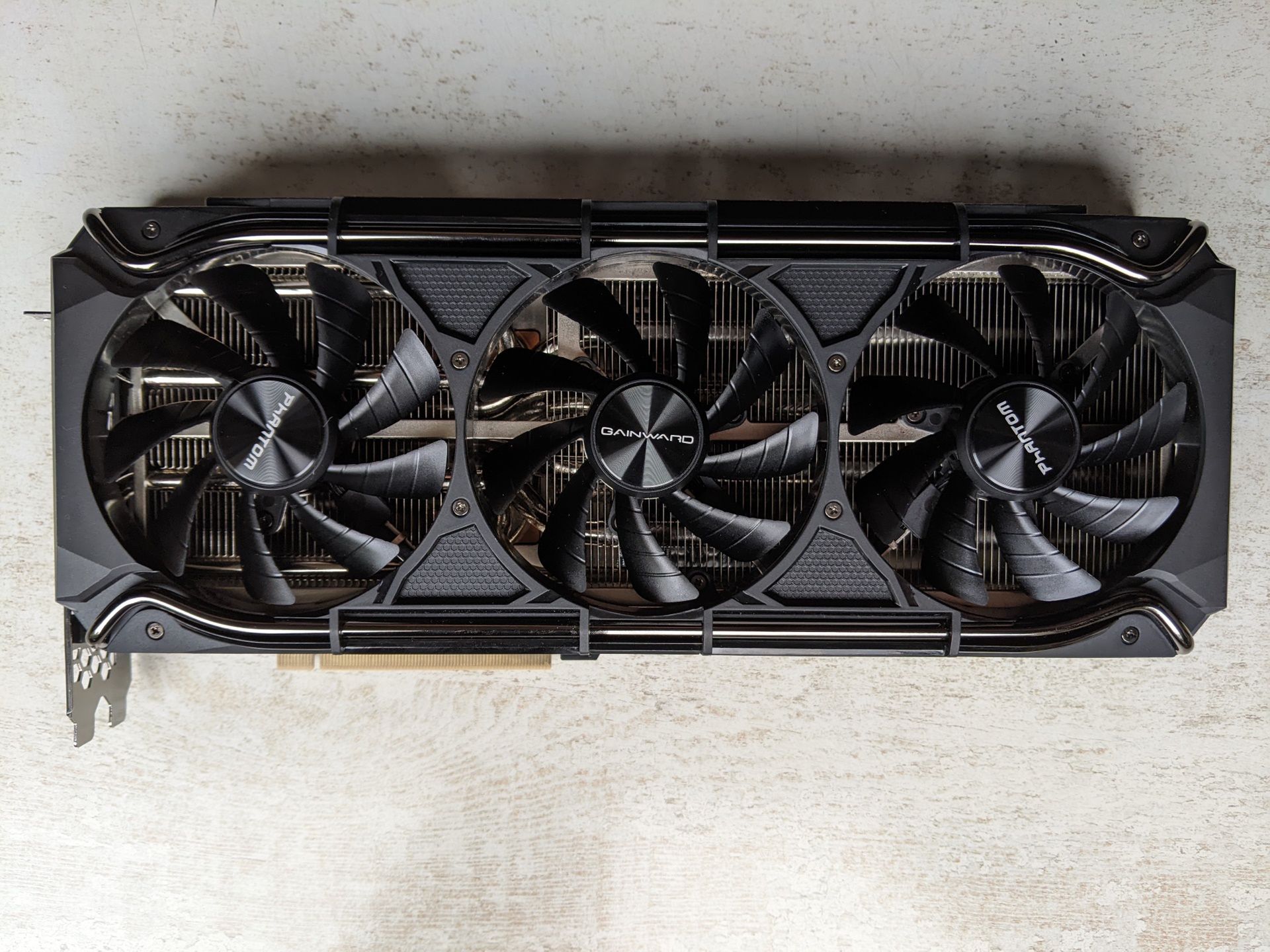 Ogromny system chłodzenia robi robotę