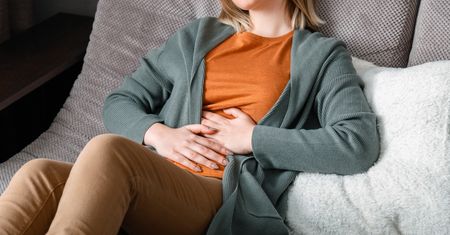 "Ból w endometriozie jest straszny". Cierpi niemal co 10. Polka