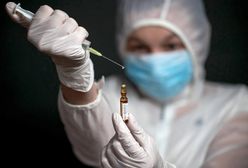 Szczepionka na COVID-19. Nowe informacje z Wielkiej Brytanii