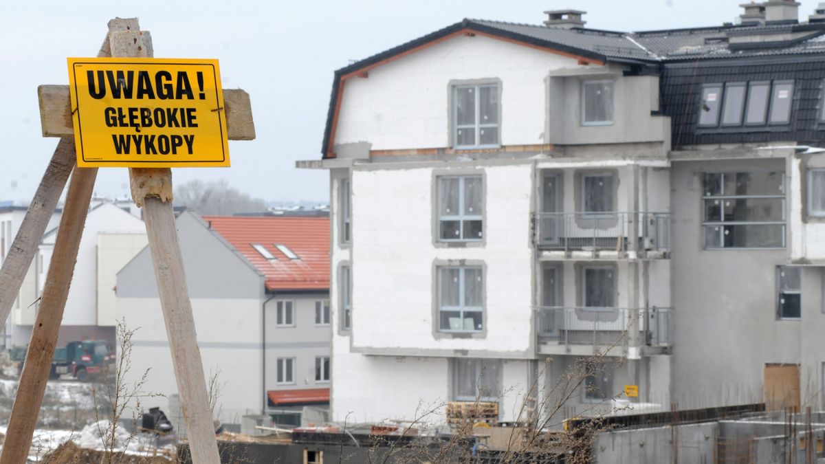 Nowe inwestycje deweloperskie w Gda�sku
Gda�sk 2009-02-05. Nowe inwestycje deweloperskie w Gda�sku.
bo/stw
PAP/Barbara Ostrowska
Barbara Ostrowska
bloki, inwestycja, deweloperzy, budowa, deweloper, deweloperka, bran�a, deweloperska, budowlana, budowlanka, blok, mieszkalny, inwestycje, mieszkaniowe, mieszkaniowa, kryzys, finansowy, gospodarczy, znak, ostrze�enie, uwaga, g��bokie, wykopy, budowanie, dom, domy, dom�w, mieszkanie, mieszkania