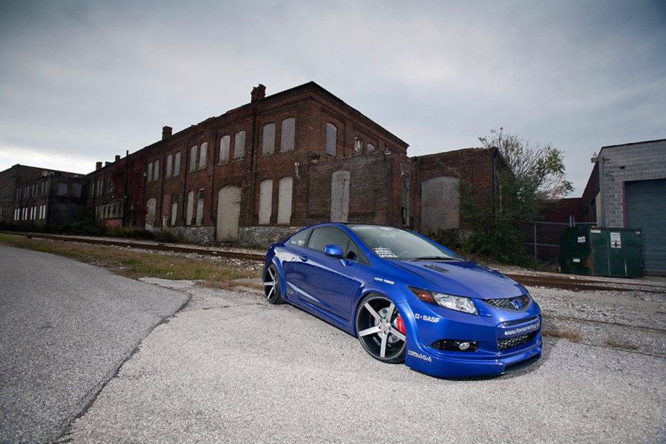Honda Civic Si Coupe od Fox Marketing