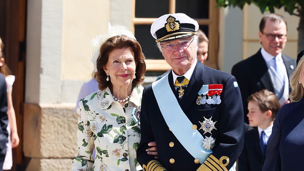 Princess Ines's Baptism In Stockholm
STOCKHOLM, SWEDEN - JUNE 13: Queen Silvia of Sweden and King Carl XVI Gustaf of Sweden leave after the christening of Princess Ines of Sweden at the Drottningholm Palace Chapel on June 13, 2025 in Stockholm, Sweden. (Photo by Iwi Onodera/WireImage)
Iwi Onodera