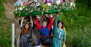 Wianki, tańce i ognie. W świętojańską noc powitaliśmy lato nad Wisłą [fotogaleria]