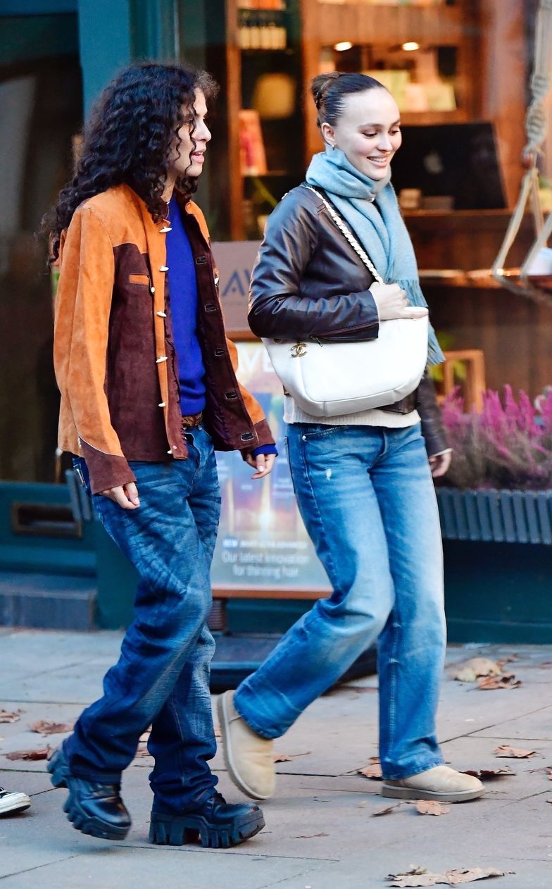 Lily-Rose Depp z dziewczyną