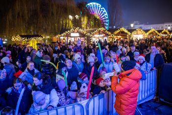 Bydgoszcz: Mikołajki na Jarmarku Świątecznym. Sporo dobrej zabawy