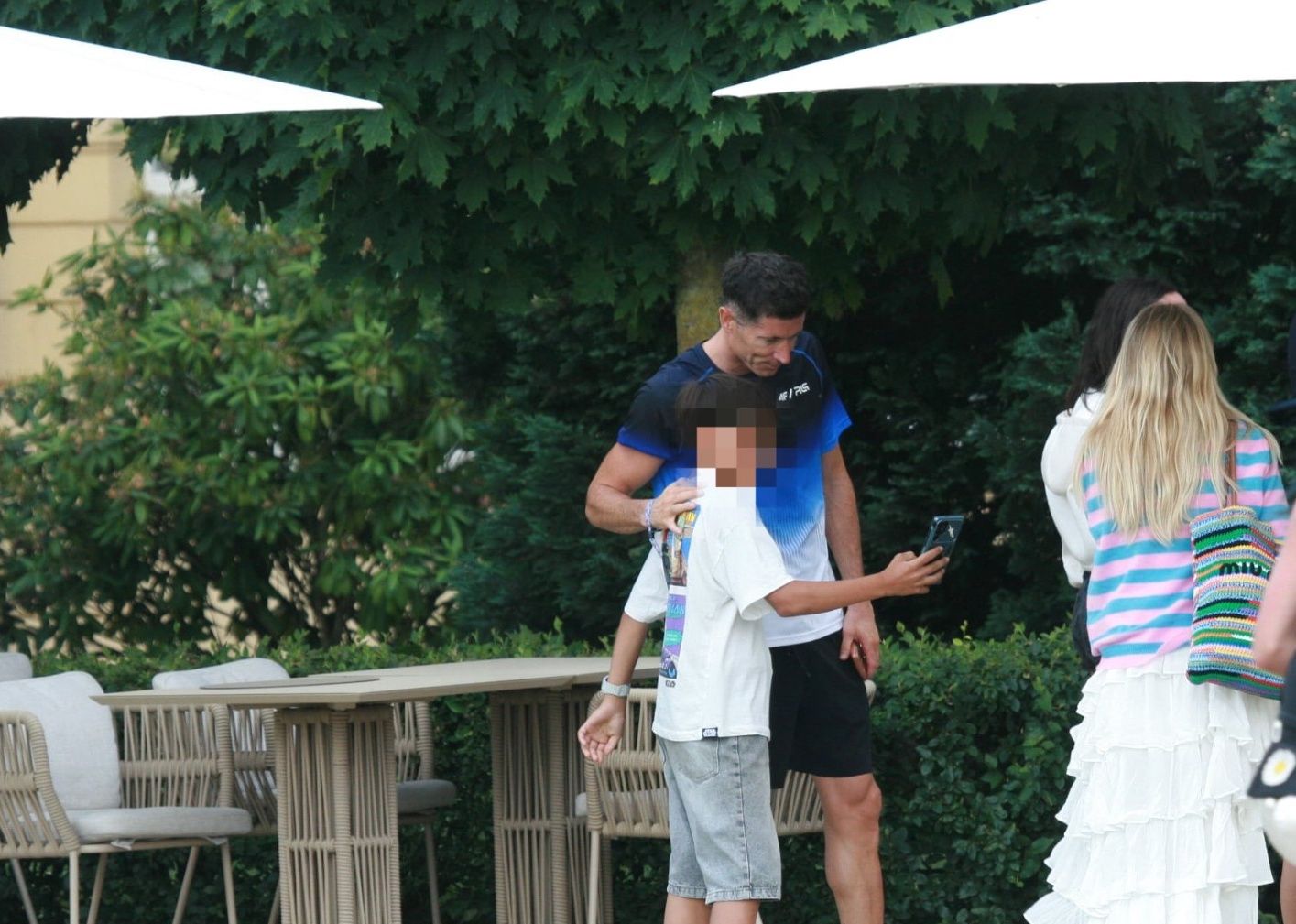 Lewandowscy ze znajomymi w Trójmieście