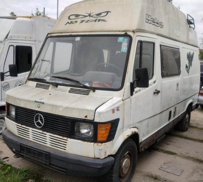 Mercedes-Benz 307D Kamper