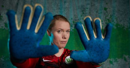 Kibic przegrał pieniądze u bukmachera i groził śmiercią. Hedvig Lindahl ujawnia