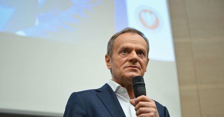 Donald Tusk o "fochach Ziobry". Reakcja z Solidarnej Polski