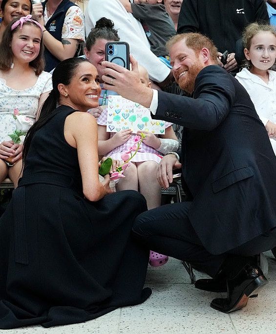 Meghan i Harry ruszyli w tournée po Australii