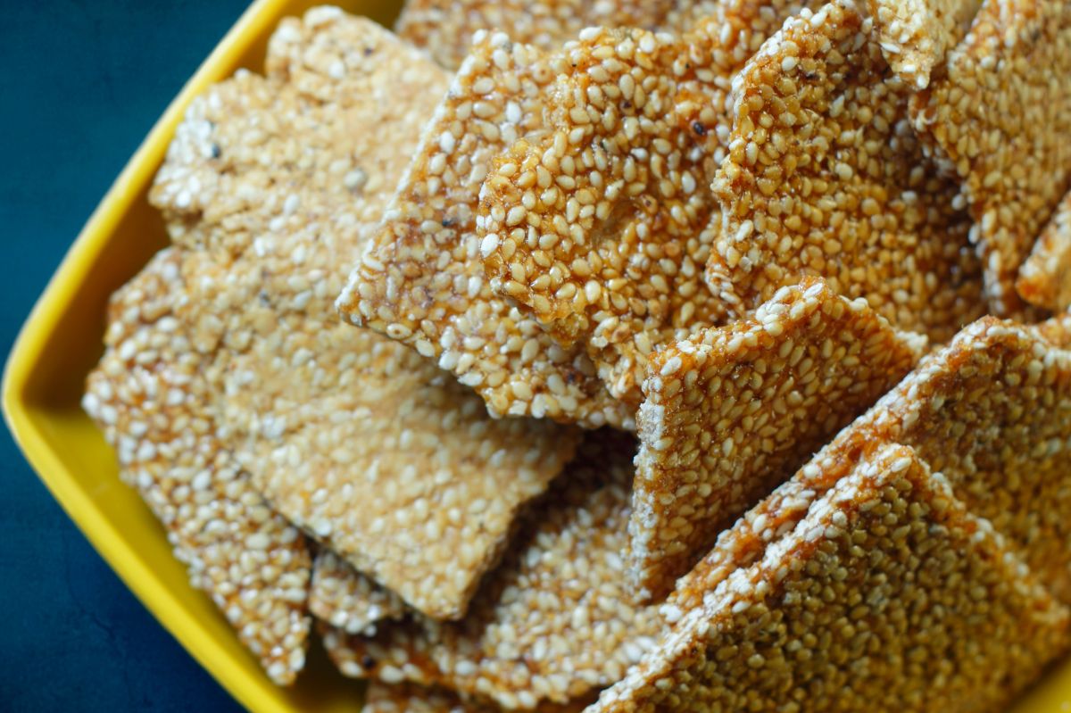 Sesame snaps like in the old days. Admit it, you missed them!