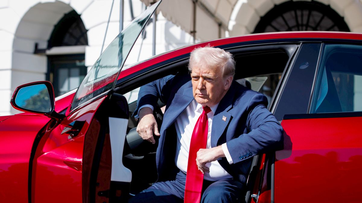 "Opcja atomowa". Oto co może zrobić Unia w wojnie handlowej z Trumpem