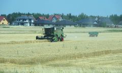 Horror na polu. Kombajn wciągnął rolnika