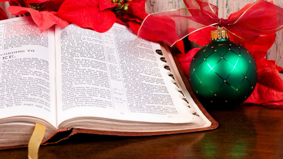 Wigilia 2025: kto powinien czytać Pismo Święte? Najmłodszy czy n