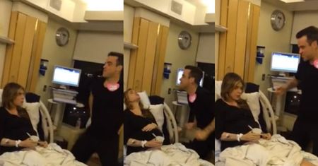 Robbie Williams tańczy i śpiewa przy rodzącej żonie! (WIDEO)