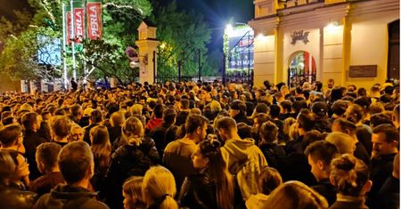 Chaos na Lublinaliach. "Czy oni myśleli, że na taką imprezę przyjdzie 100 czy 200 osób?"