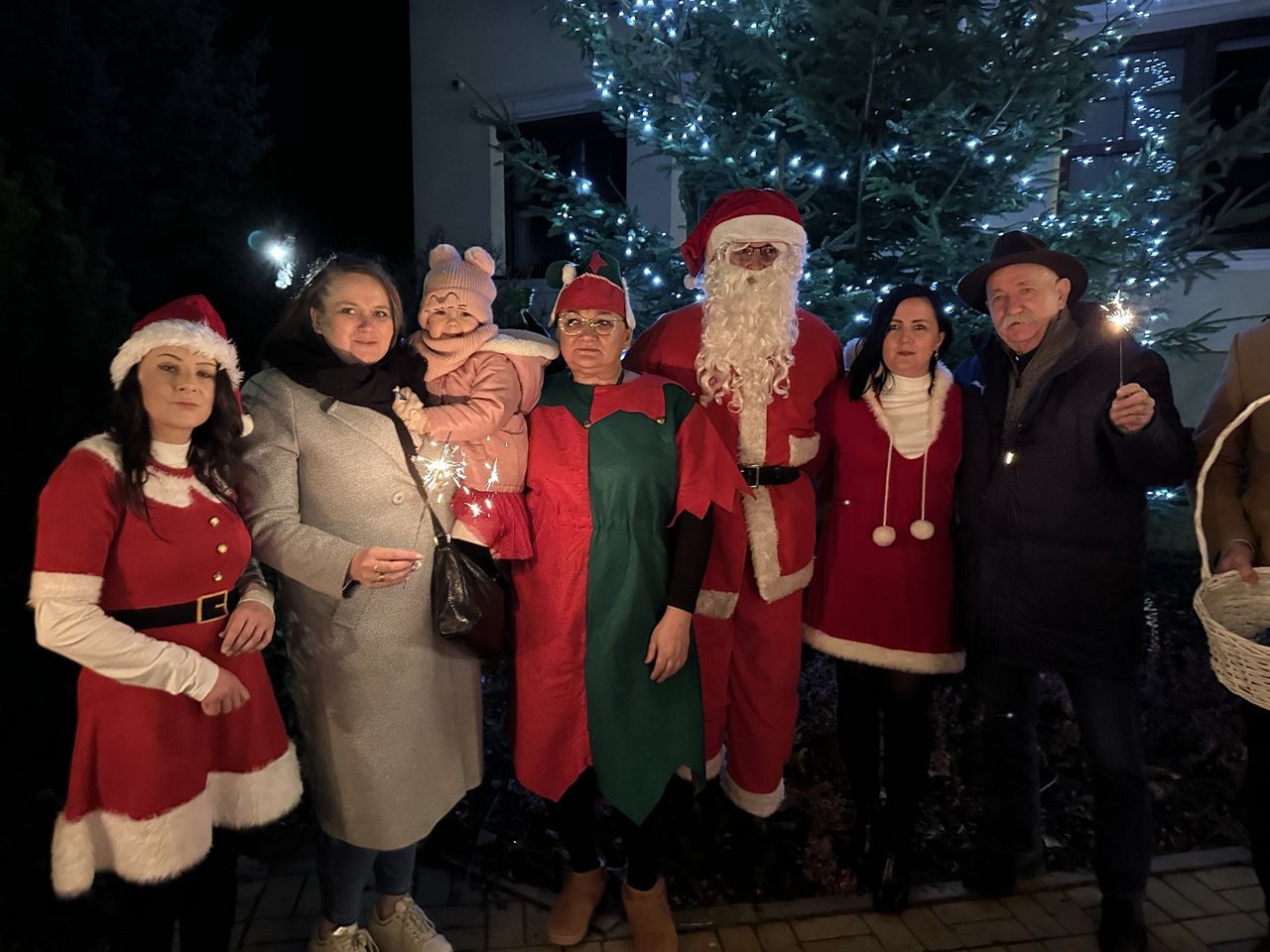 Lipnik: Mikołaj, rozświetlona choinka, korowód i atrakcje dla rodzin