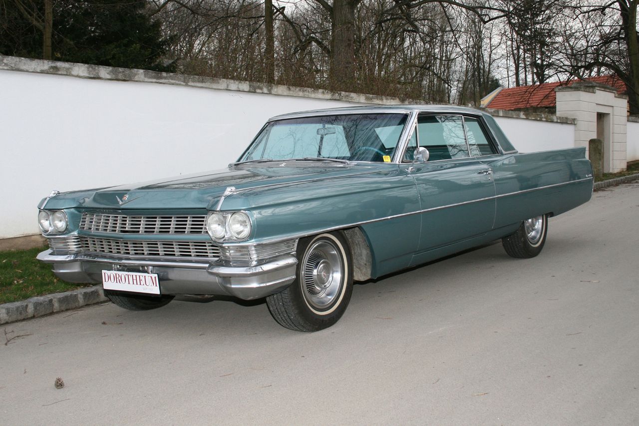 Cadillac DeVille (fot. dorotheum.com)