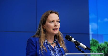 Będzie weto ws. SAFE? Pełczyńska-Nałęcz komentuje