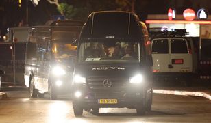 Trzecia grupa zakładników zwolniona. Są w drodze do domu