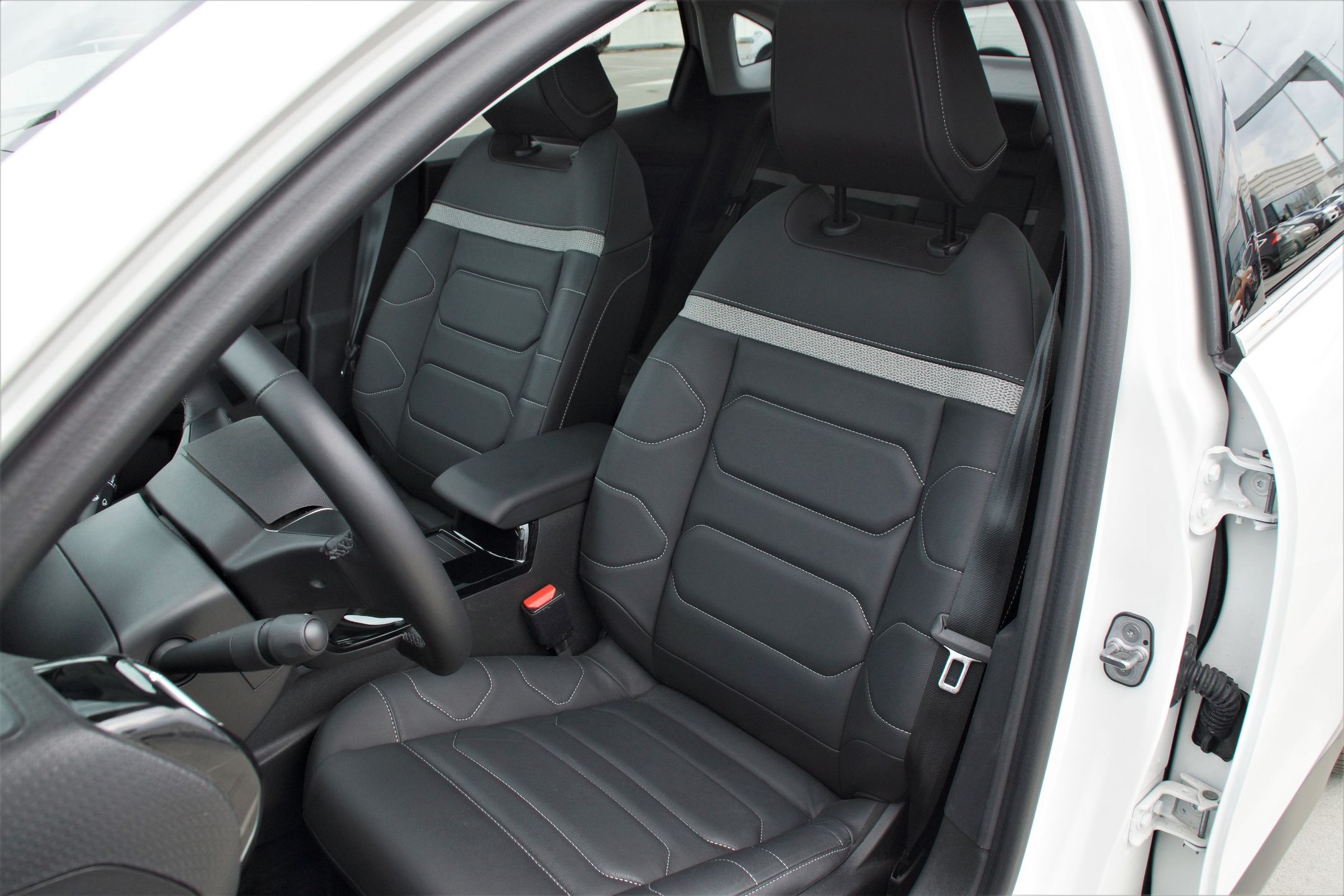 Citroën ë-C4 X