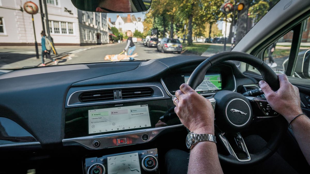 Dźwięk systemu AVAS nie jest jednoznacznie określony.