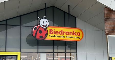 Tyle płacą w Biedronce. Podano wysokość nagrody rocznej. Zaskoczeni?
