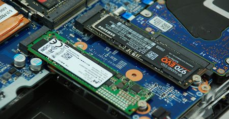 16 TB SSD w laptopie, czyli sposób na małą serwerownię pod pachą