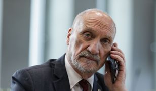 Katastrofa smoleńska. Antoni Macierewicz o przyczynach i "przesądzającym dowodzie"