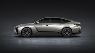 Nowy Lexus ES wyceniony w Polsce. Nie tylko jako hybryda