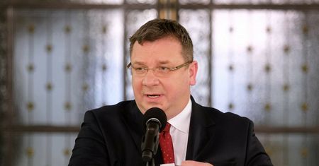 Fundusz Odbudowy. Michał Wójcik: UE to nie jest dobry wujek