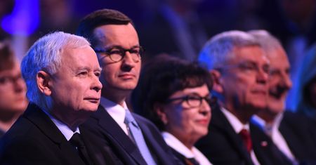 Ekspert w "Spieglu": Fundusz Odbudowy tylko dla krajów uznających wyroki TSUE