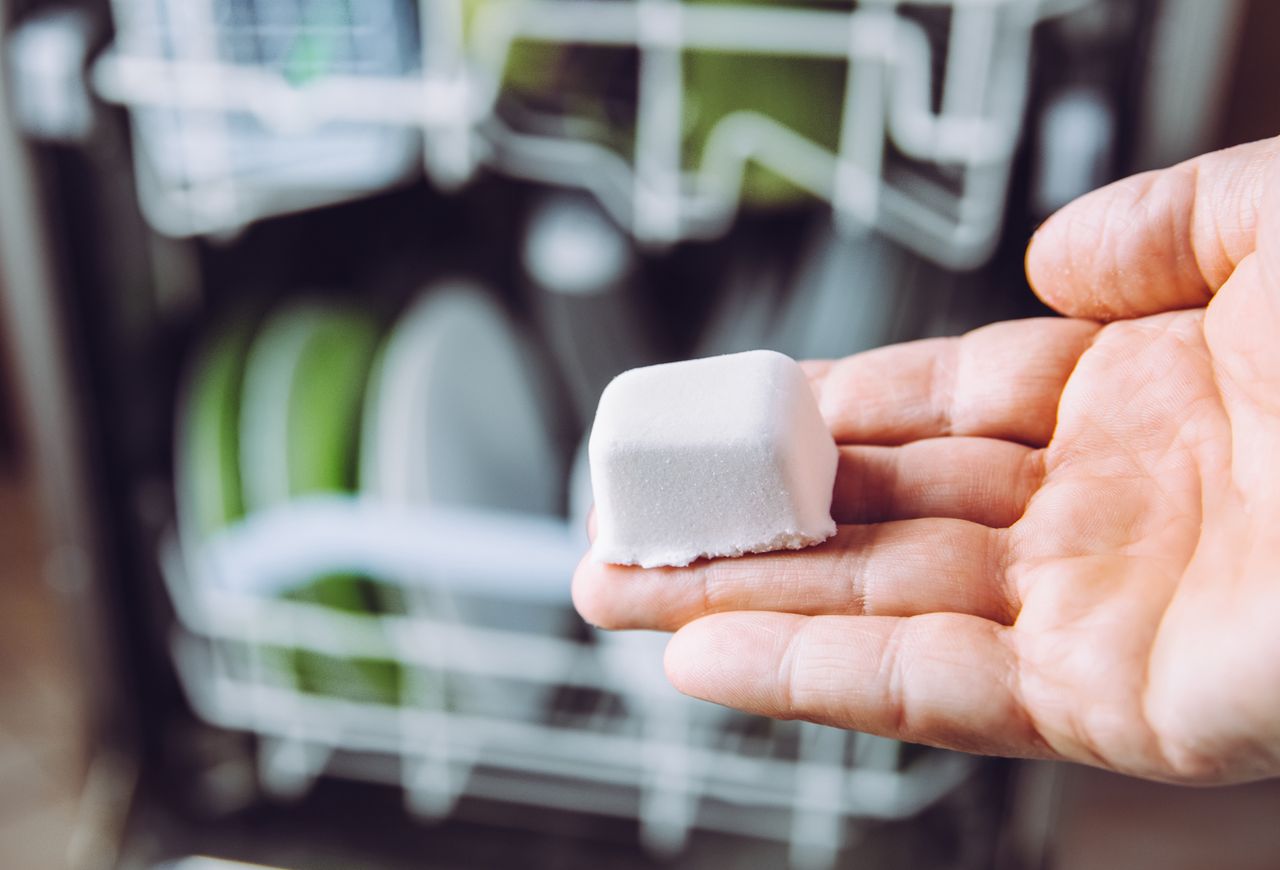 Make your own dishwasher tablets to save money and environment