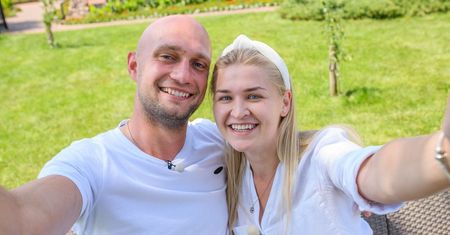 "Rolnik szuka żony". Fani kibicują Klaudii i Valentynowi. "Widać, że jest między nimi chemia"