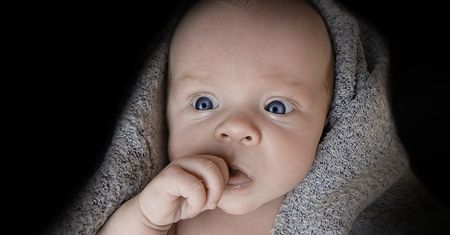 Asymetria u niemowlaka – objawy, leczenie, profilaktyka