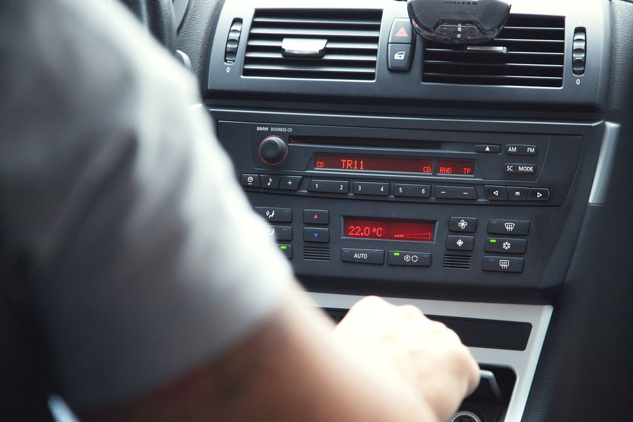 Radio w samochodzie. Na które modele warto zwrócić uwagę? 1